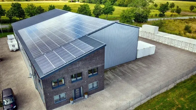 Kontaktieren Sie uns jetzt